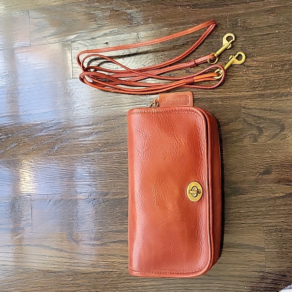 Vintage Coach Precreed Rust Penny / Dinky Bag
